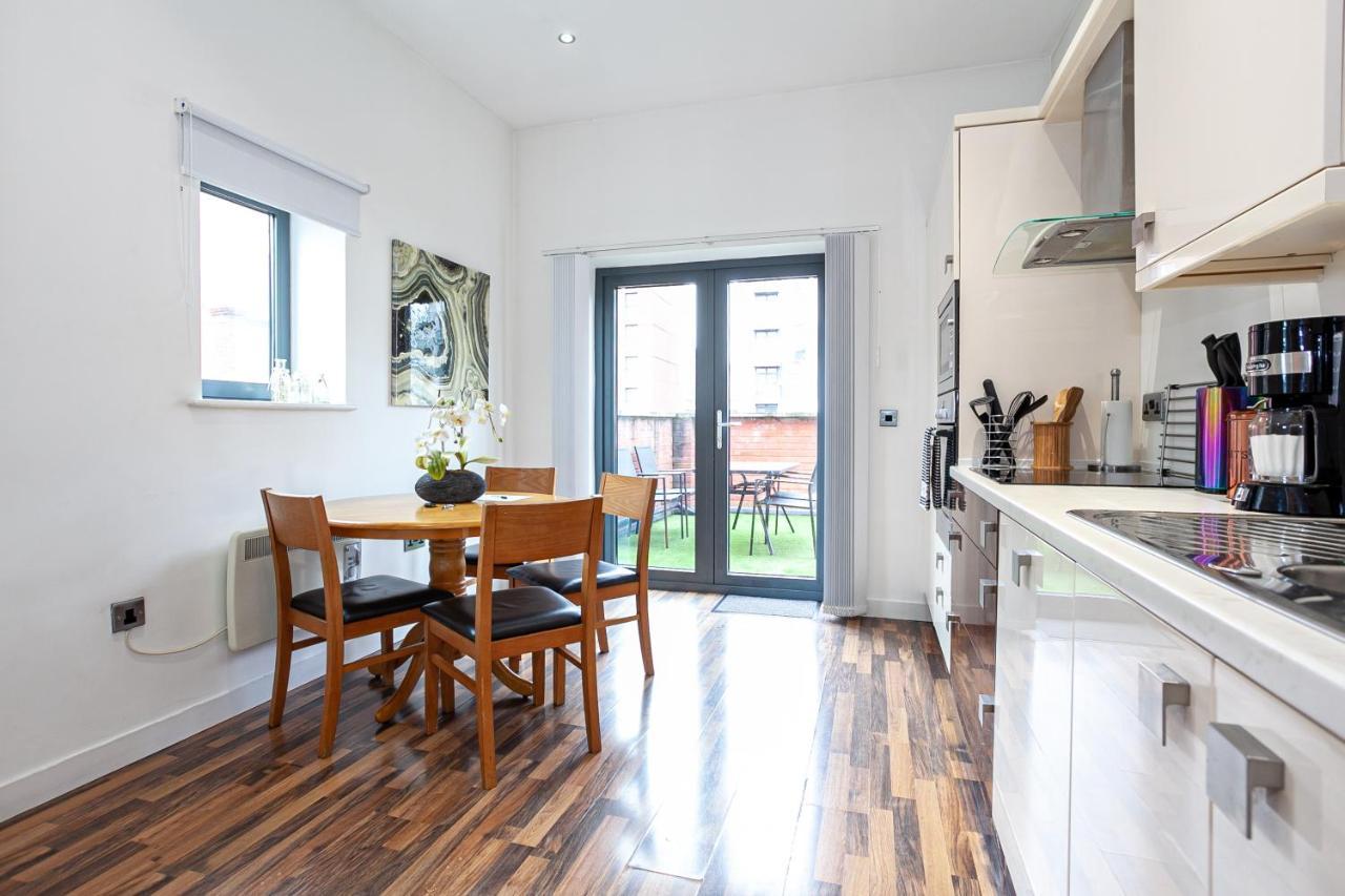 Dreamhouse Apartments Manchester City West Exteriör bild