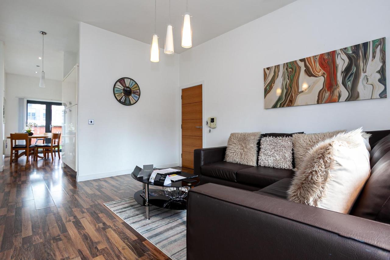 Dreamhouse Apartments Manchester City West Exteriör bild